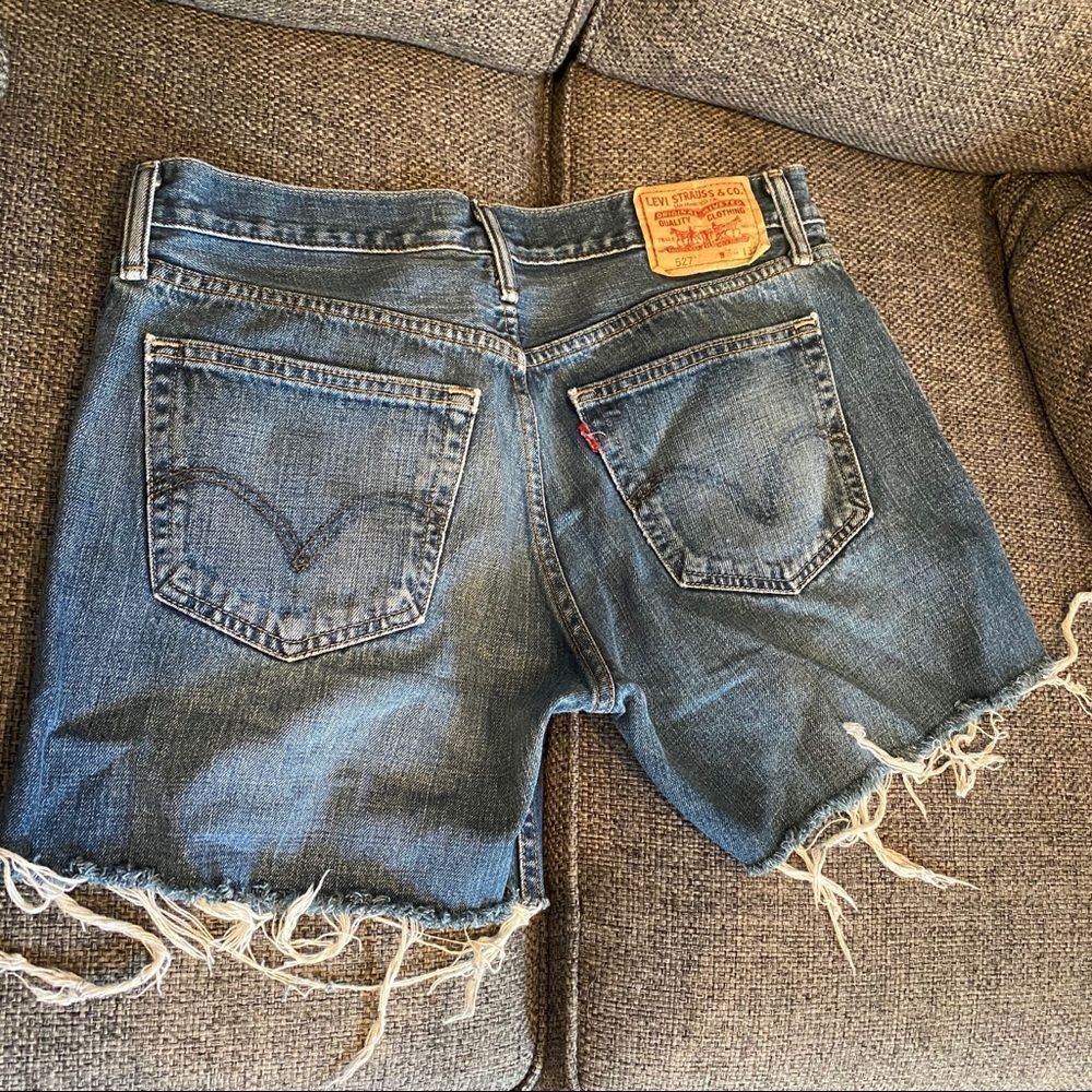 Levi’s red tab 527 shorts